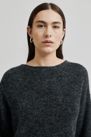 AINA KNIT CARDIGAN DARK GREY