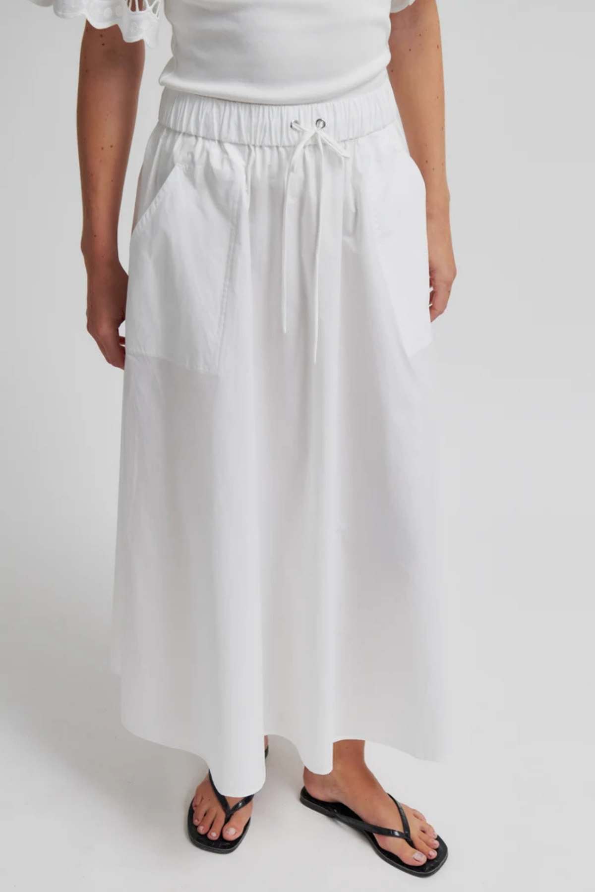 ALISA DRAWSTRING SKIRT WHITE