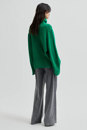 ALPHA WOOL HIGH NECK KNIT LUSH MEADOW