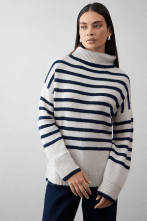 AMINA TURTLENECK ALABASTER/FRENCH NAVY