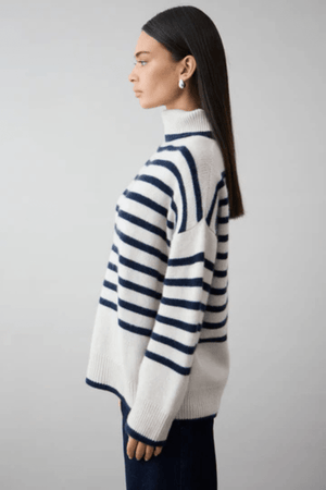 AMINA TURTLENECK ALABASTER/FRENCH NAVY