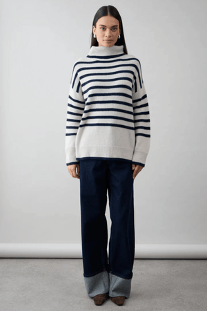 AMINA TURTLENECK ALABASTER/FRENCH NAVY