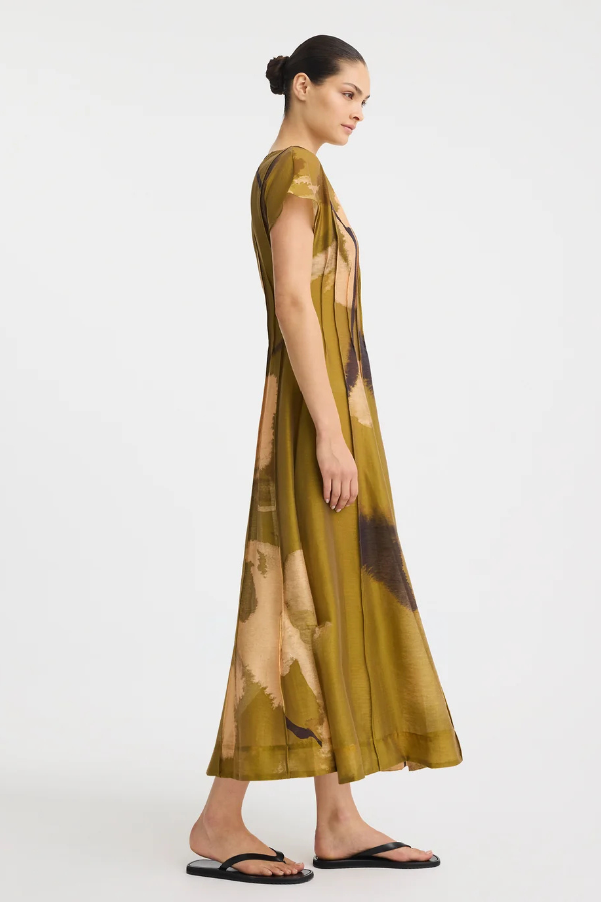 ASTRA PINTUCK DRESS MOSS PRINT