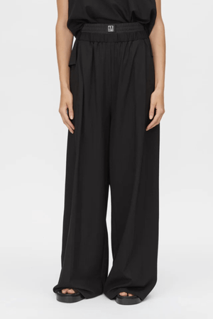 AURA PANT BLACK