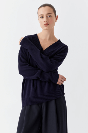 AVON KNIT PULLOVER NAVY