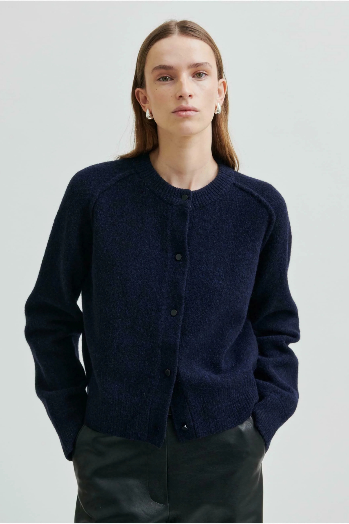 BANJA RAGLAN CARDIGAN CARBON