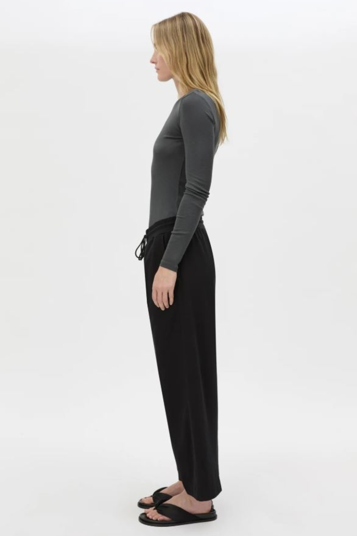 BEAU TAPERED CROP PANT BLACK