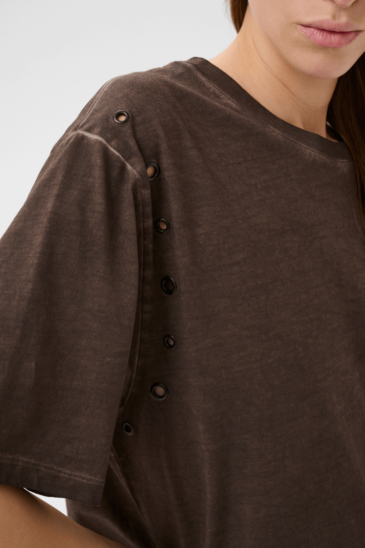 BECILLA TEE BRACKEN