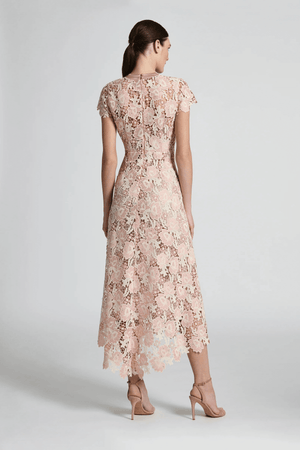 BELINDA DRESS BLUSH CREAM