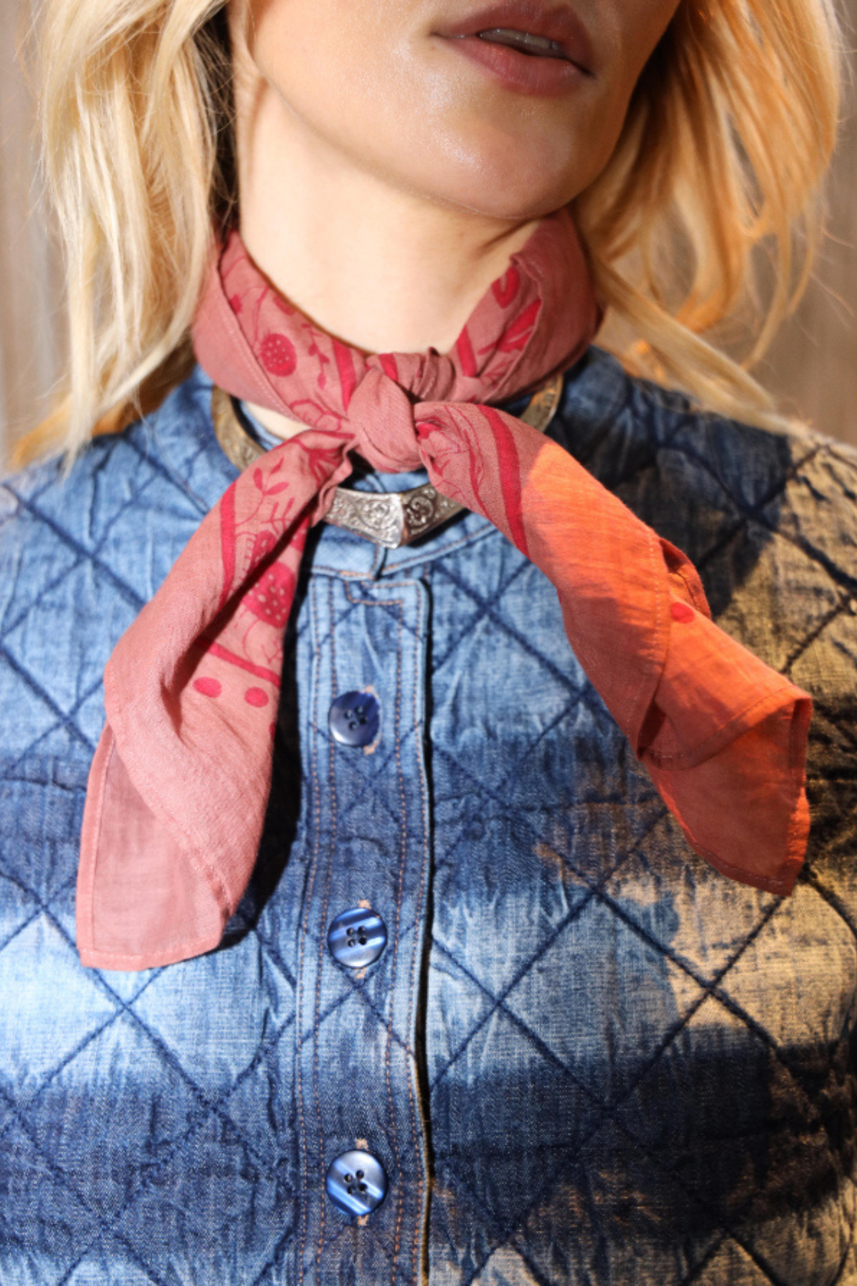CAIRO QUILTED VEST BLUE
