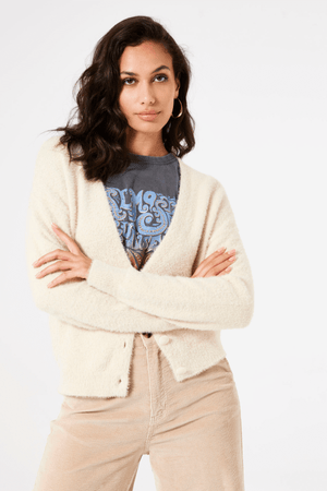 CARDIGAN WHITECAP