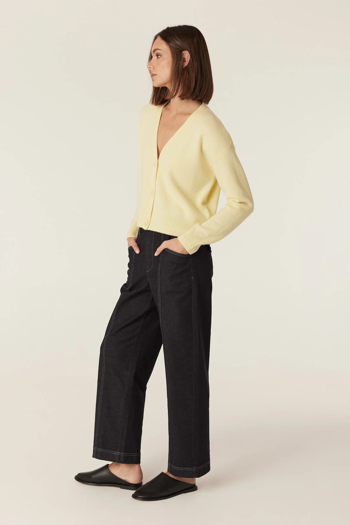 CASHWOOL V CARDIGAN PALE LEMON