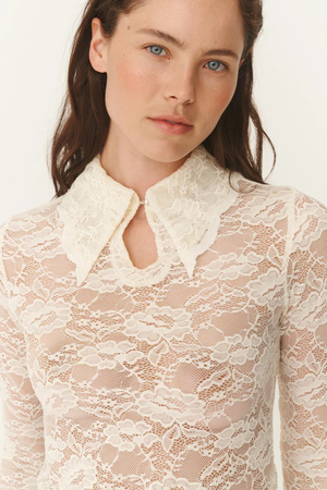 CHARLOTTE ROSE LACE TOP BUTTER CREME