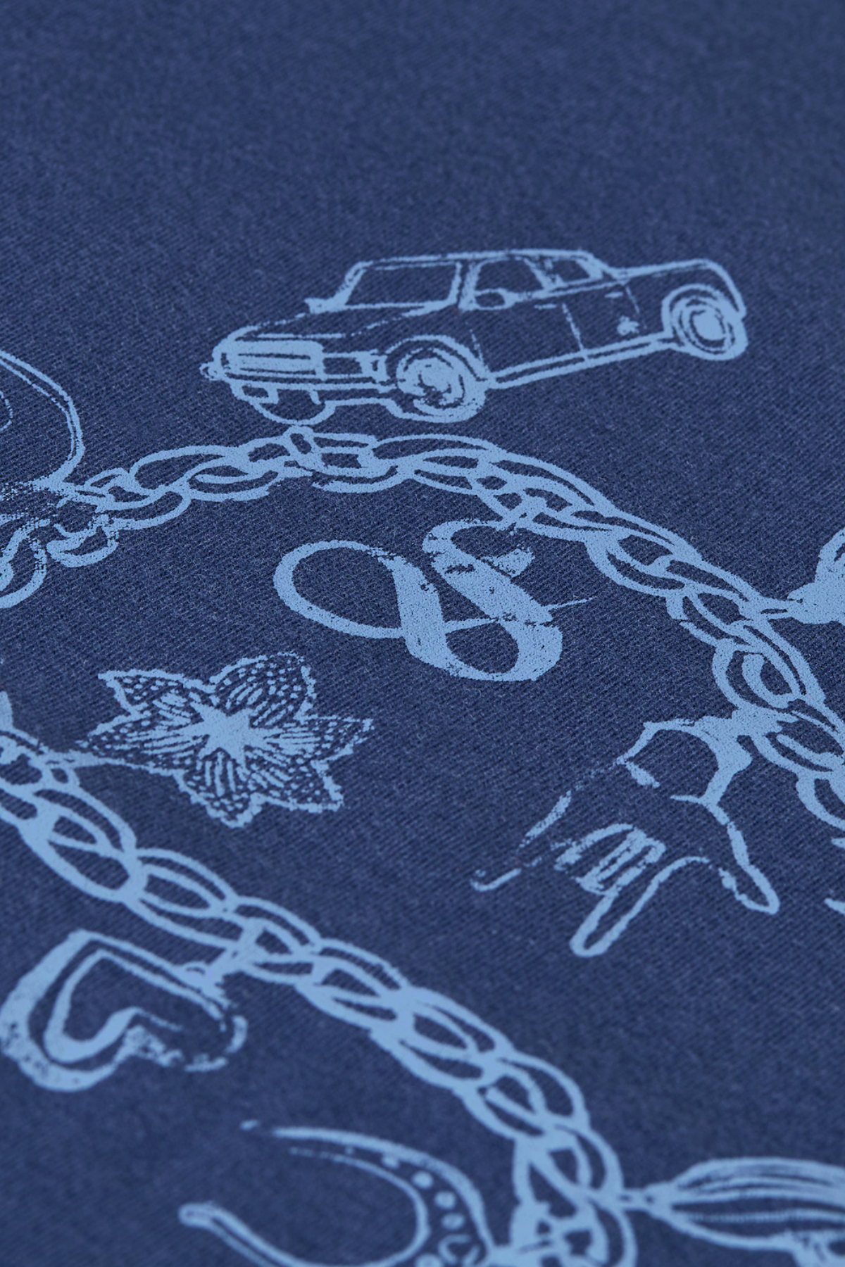 CHEST ARTWORK T-SHIRT OCEANA
