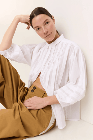 CHIMI PLEAT SHIRT WHITE