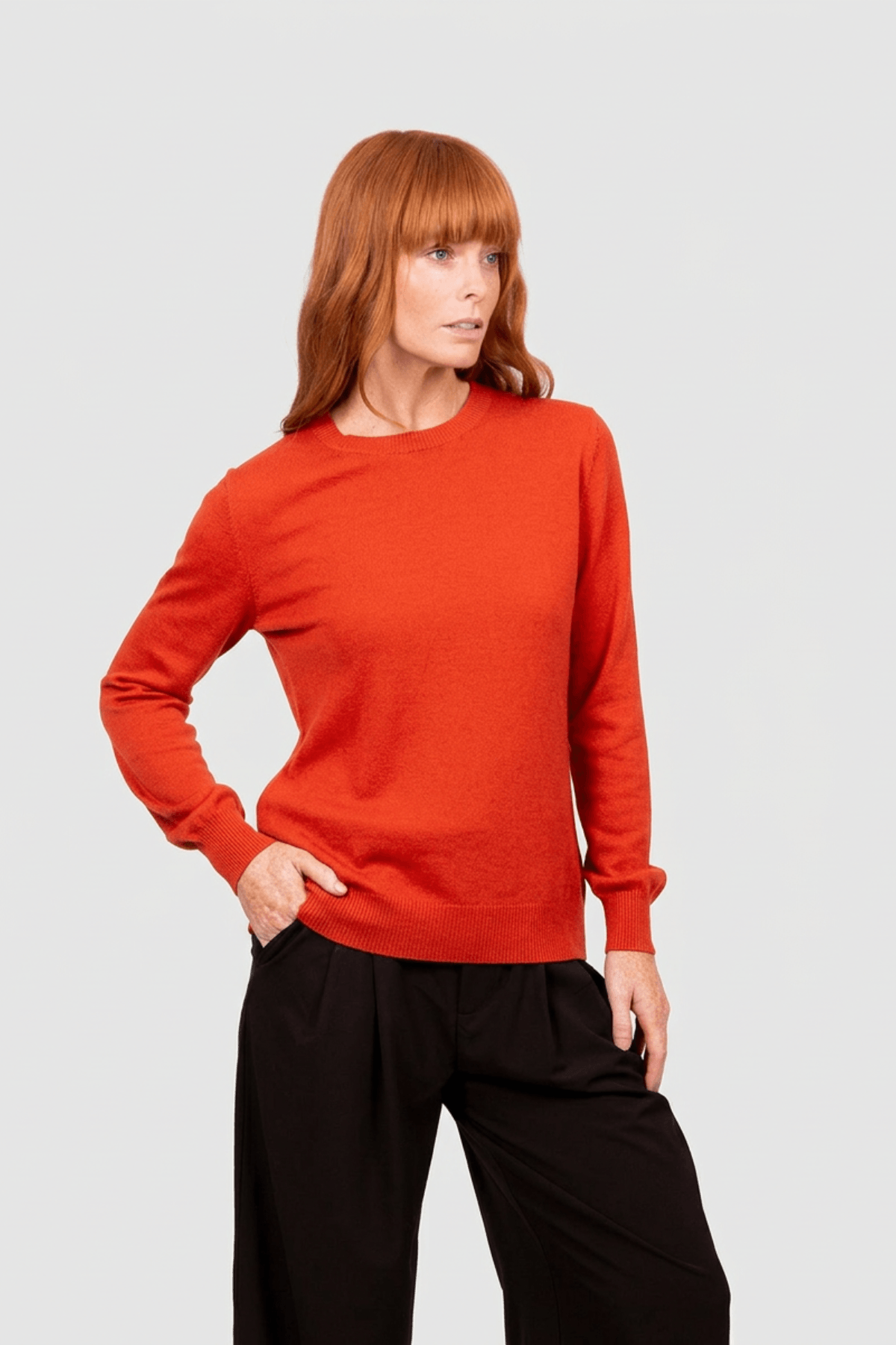 CHLOE CREW NECK PULLOVER CAYENNE