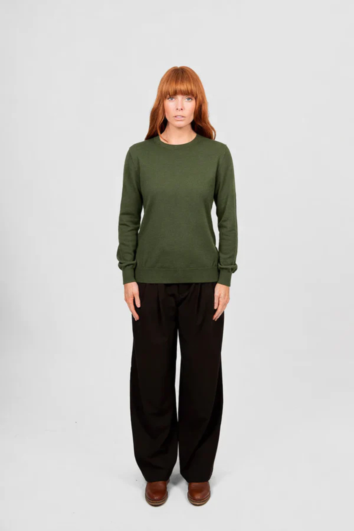 CHLOE CREW NECK PULLOVER OLIVE
