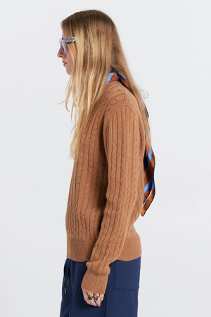 CLASSIC CABLE KNIT SWEATER TAN