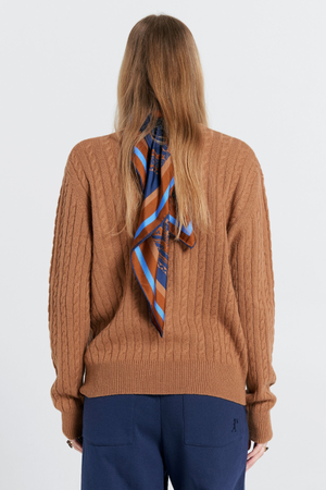 CLASSIC CABLE KNIT SWEATER TAN