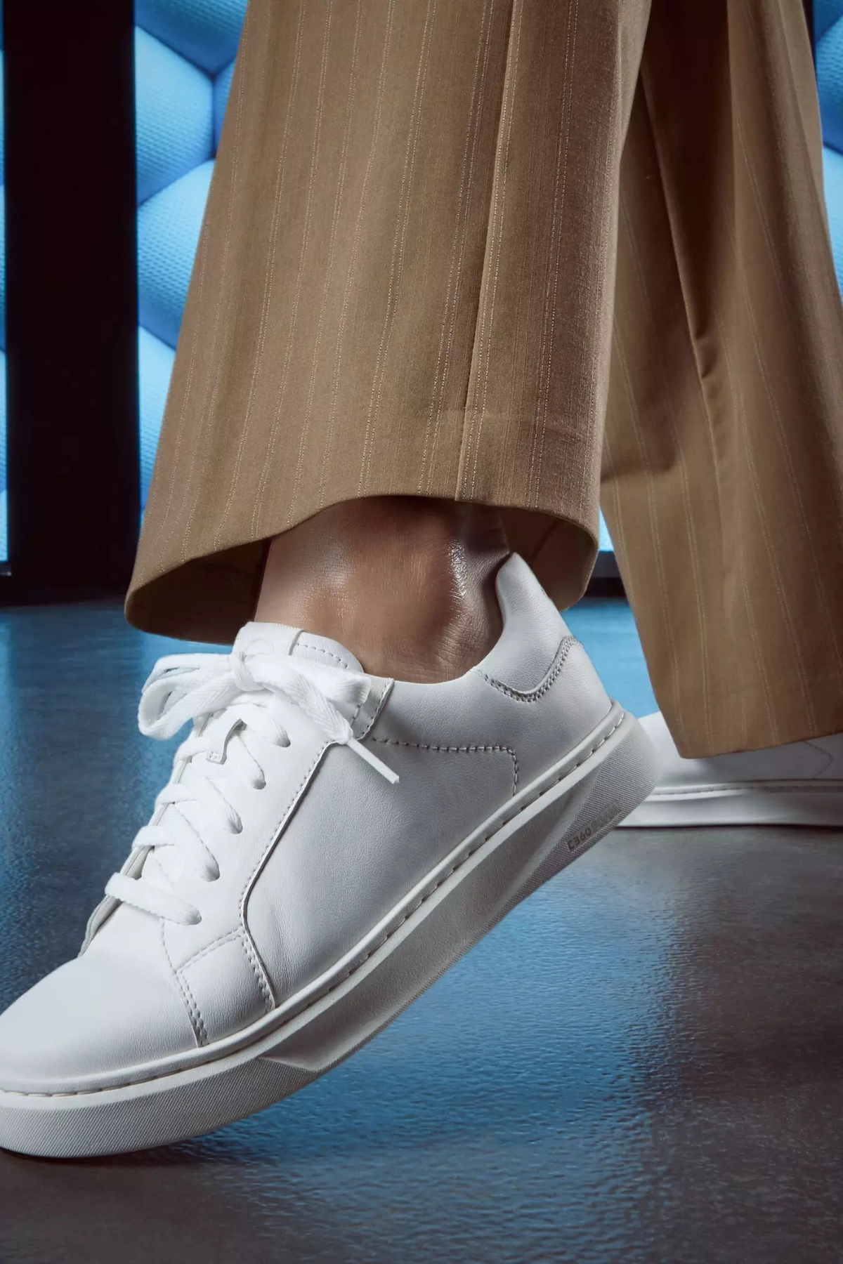 CODE C LACE SNEAKERS WHITE LEATHER