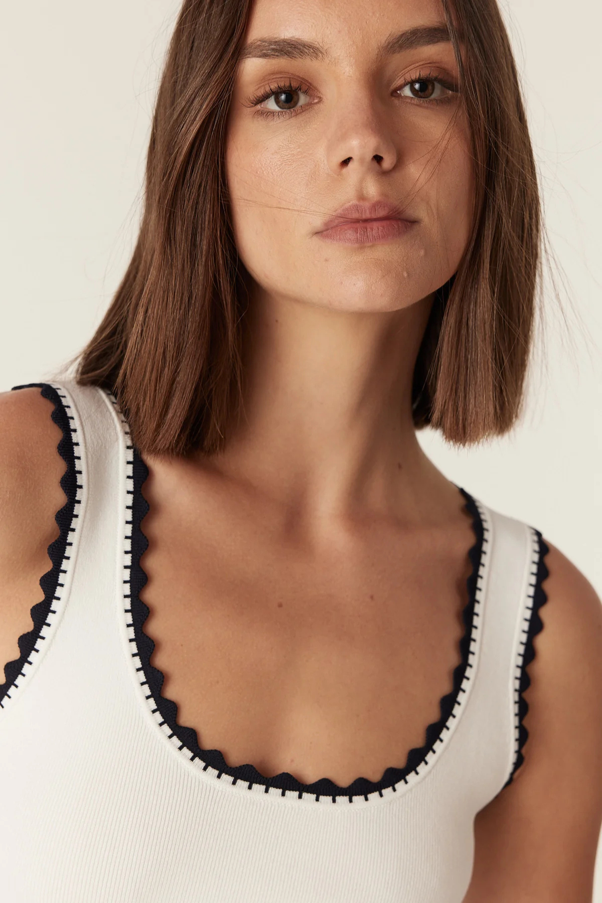 CREPE KNIT TANK WHITE