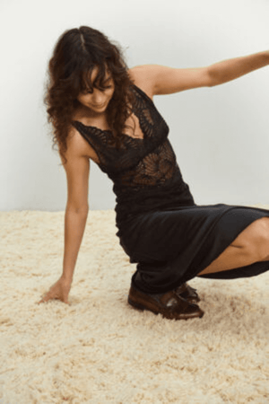 DAISY SINGLET TOP BLACK