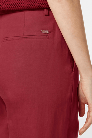 EDIE HIGH RISE PANTS ROADSIDE RED