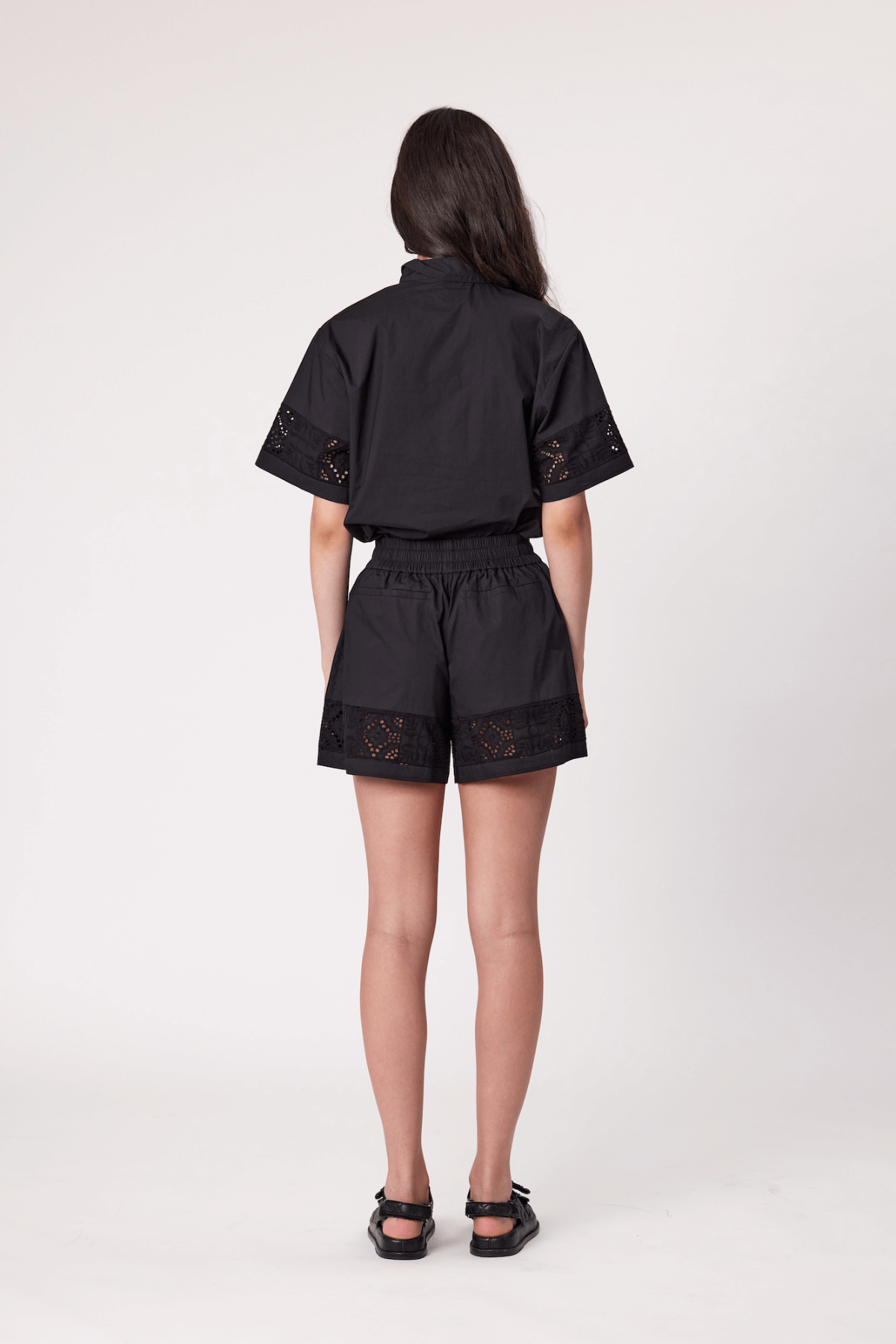 ELSA SHORTS BLACK