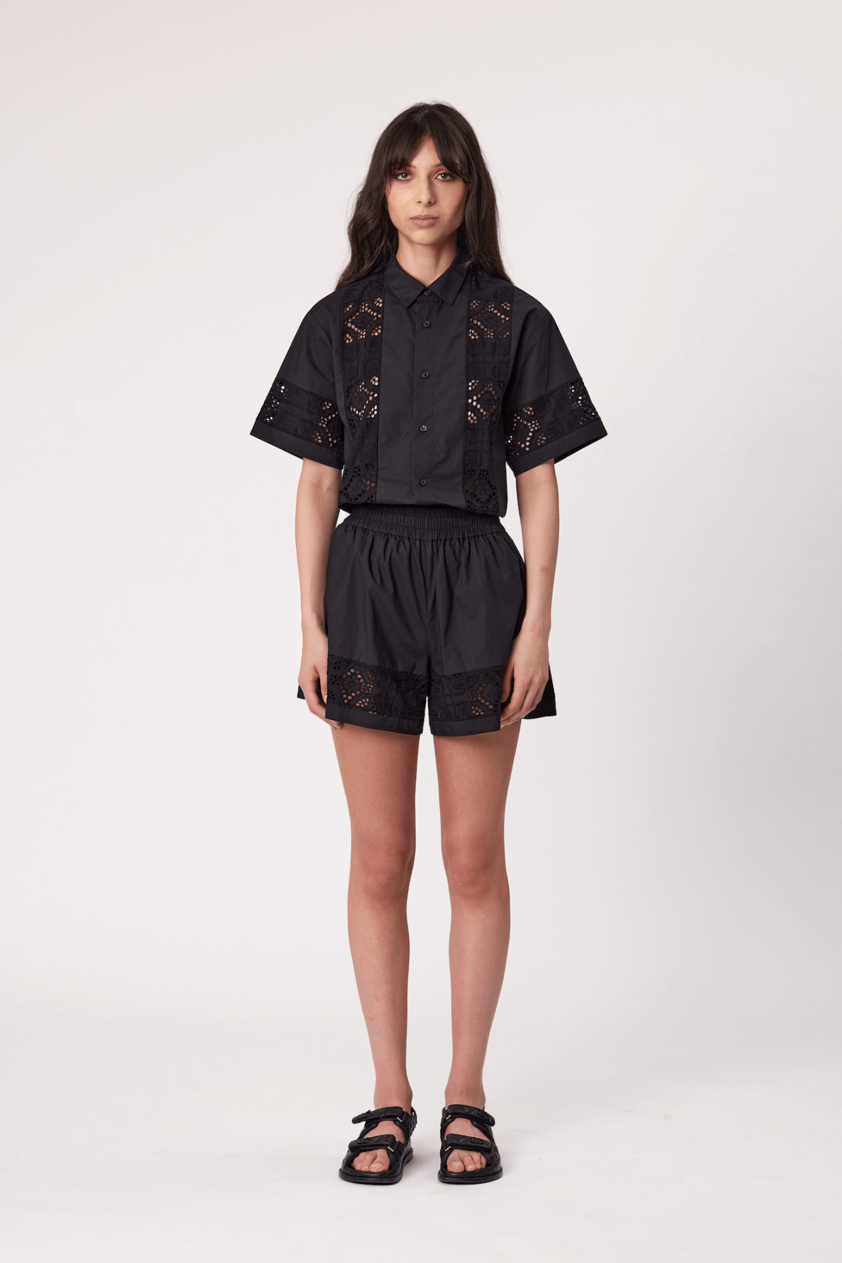 ELSA SHORTS BLACK