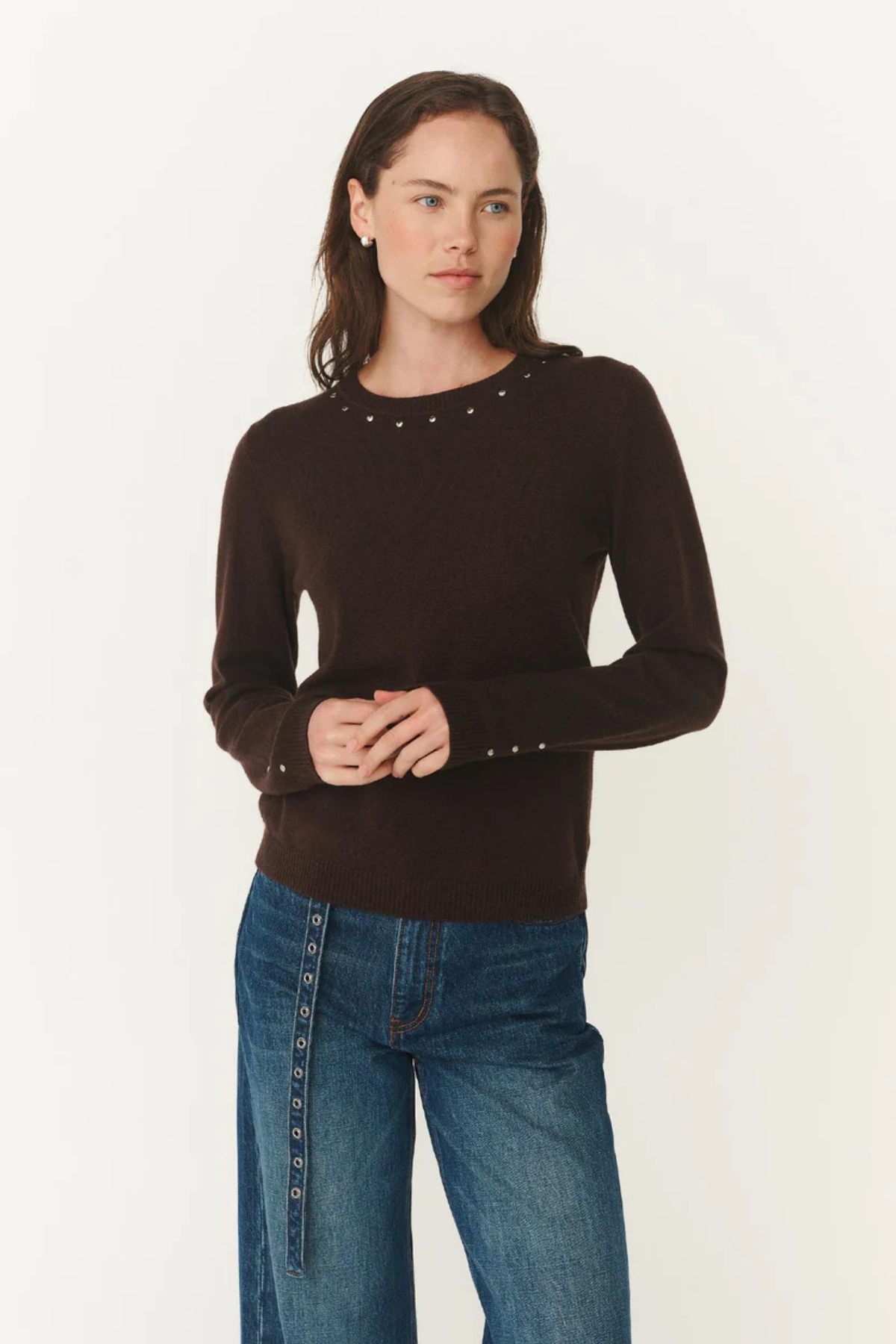 EMALINE STUD MERINO KNIT TOP DARK COCAO