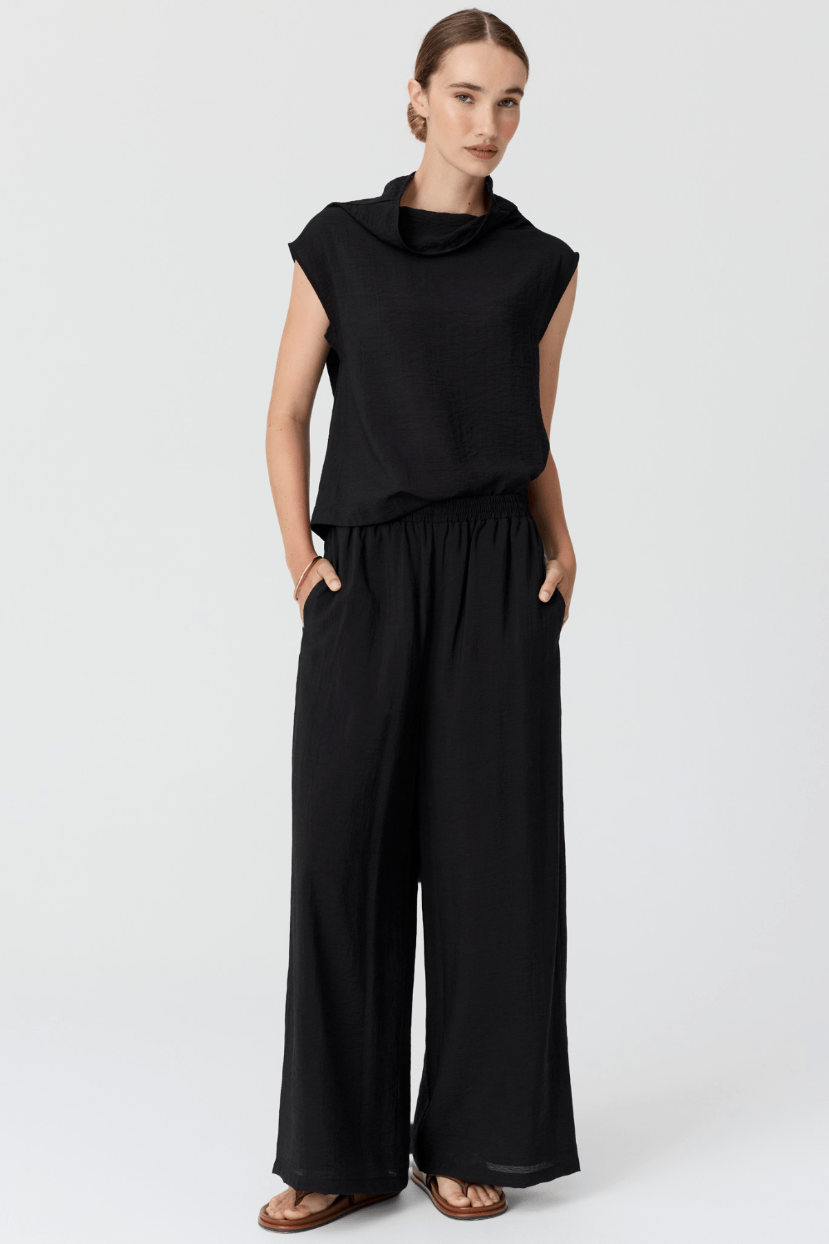 FENNEL COWL NECK TOP BLACK