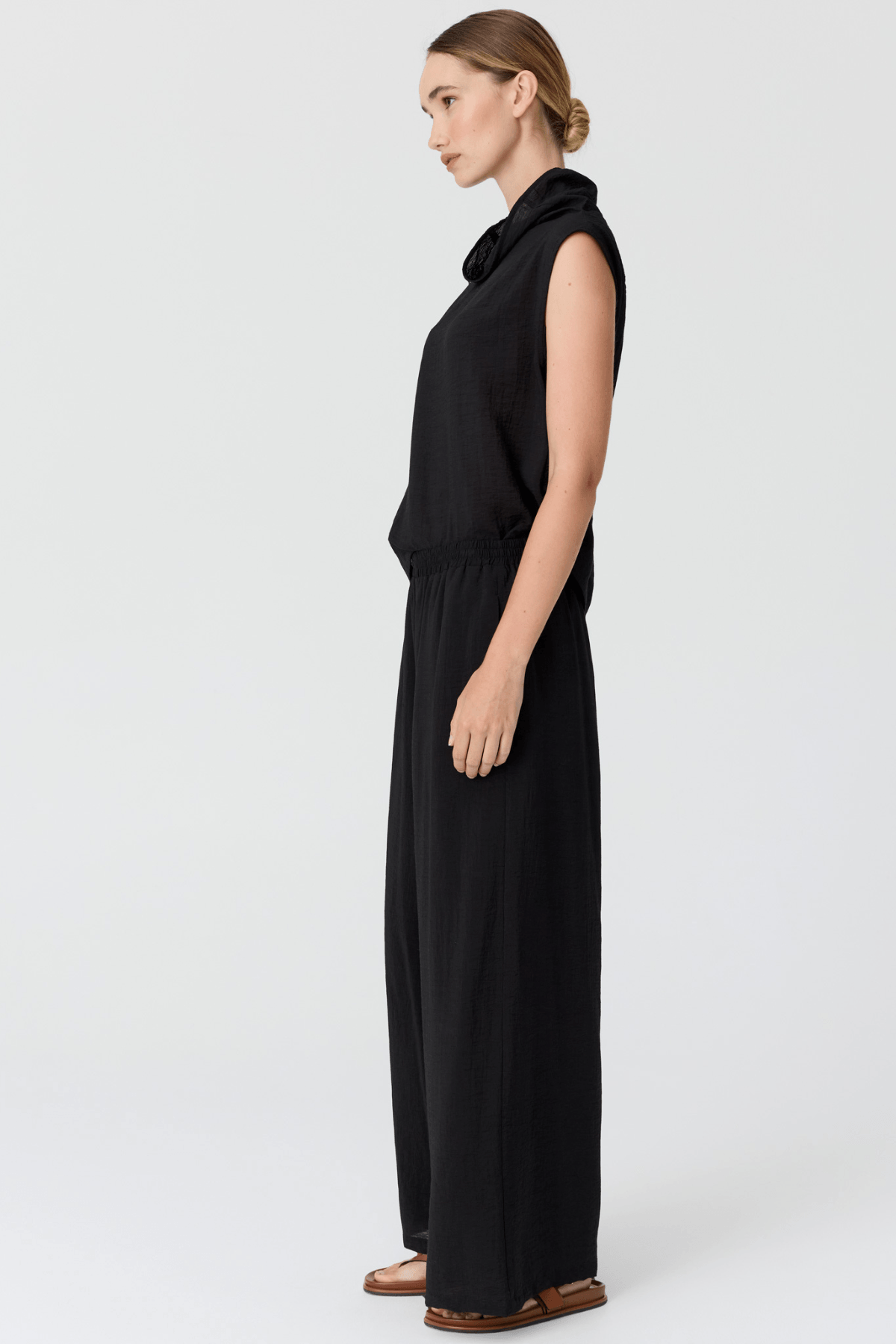 FENNEL COWL NECK TOP BLACK