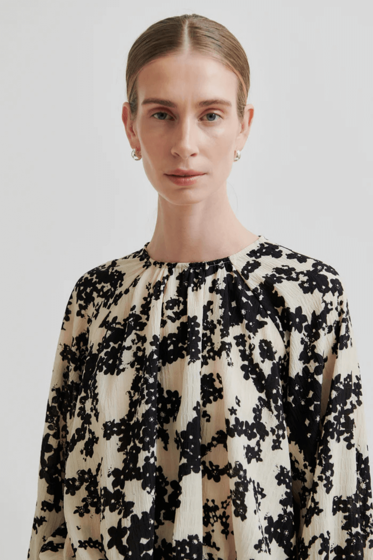 FLEURI PRINTED BLOUSE BLACK