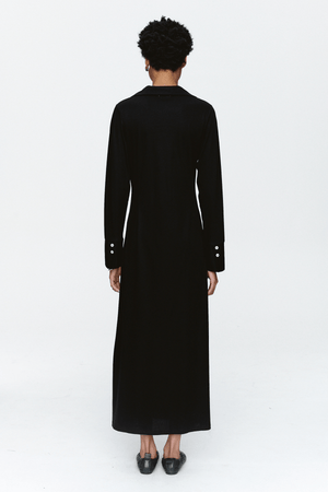 FOUNDATIONS DRESS BLACK