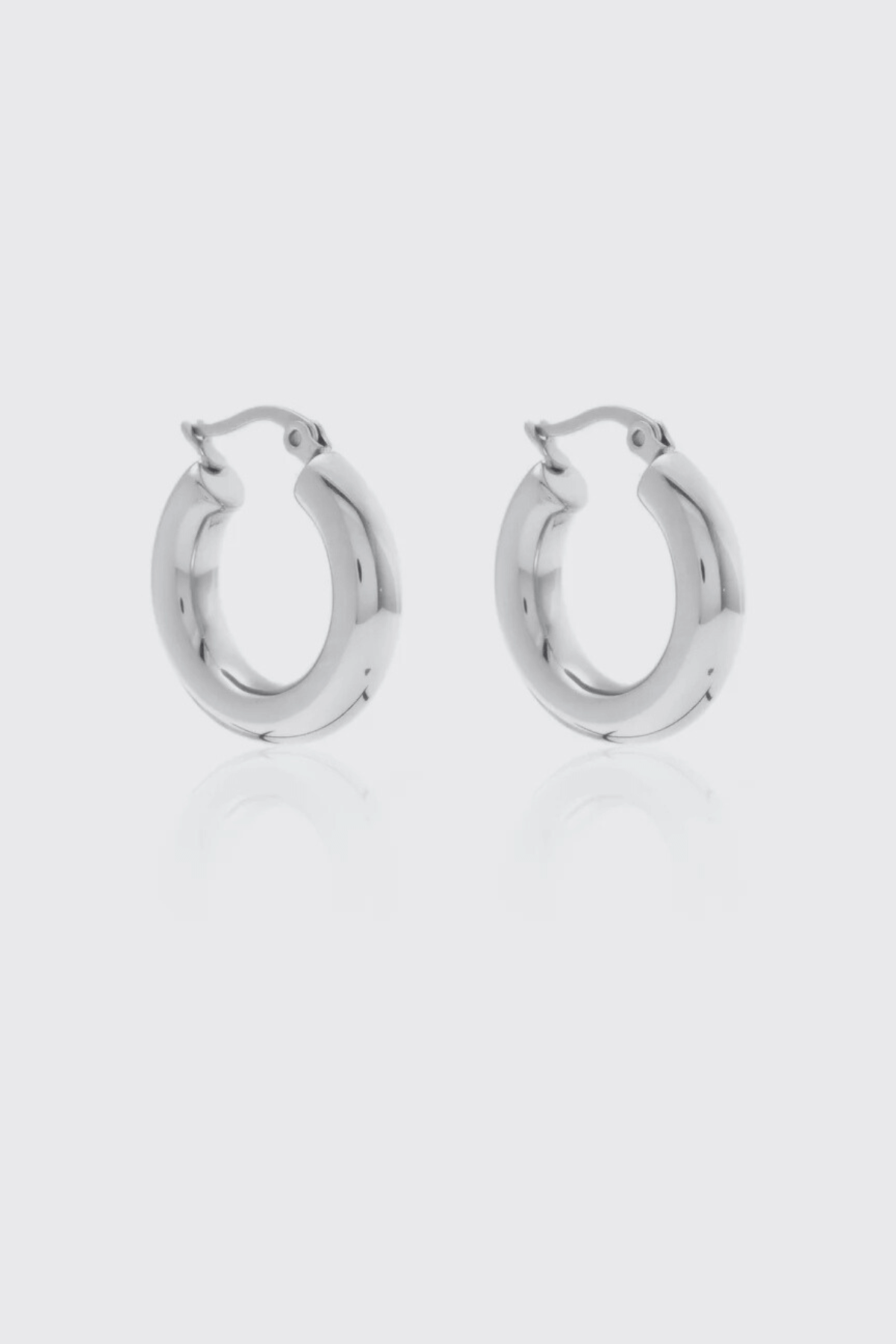 HALO HOOP EARRINGS MEDIUM SILVER
