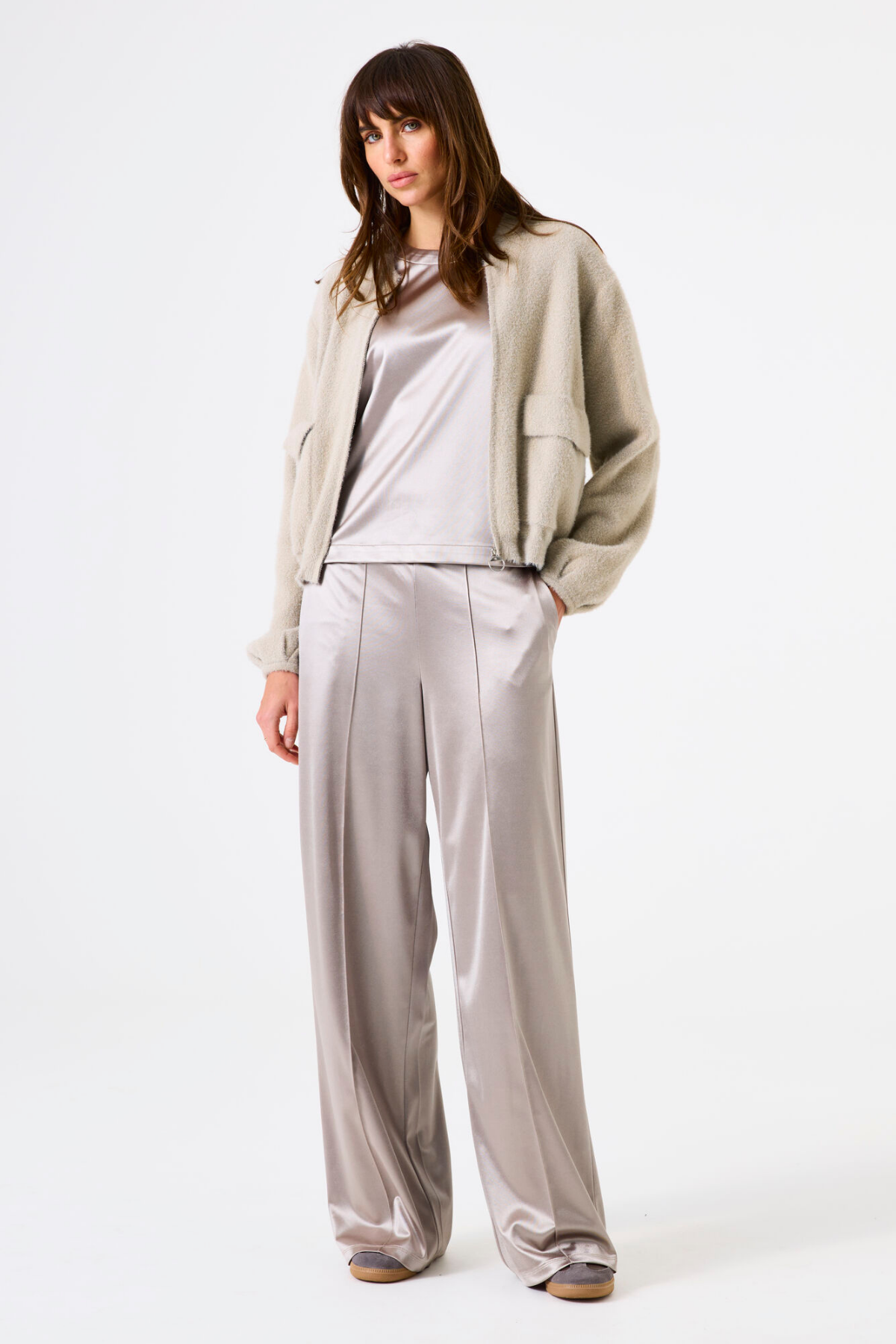 J50051 LADIES CARDIGAN FEATHER GREY