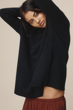 JONI JUMPER BLACK