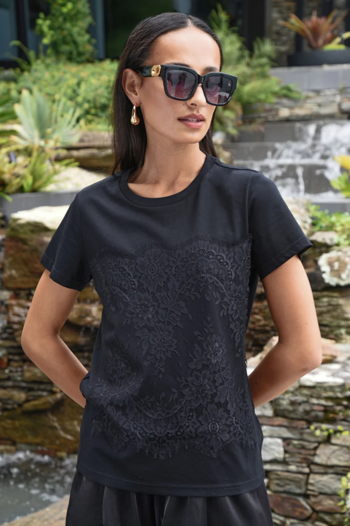 JUST TO SAVE LACE T-SHIRT BLACK