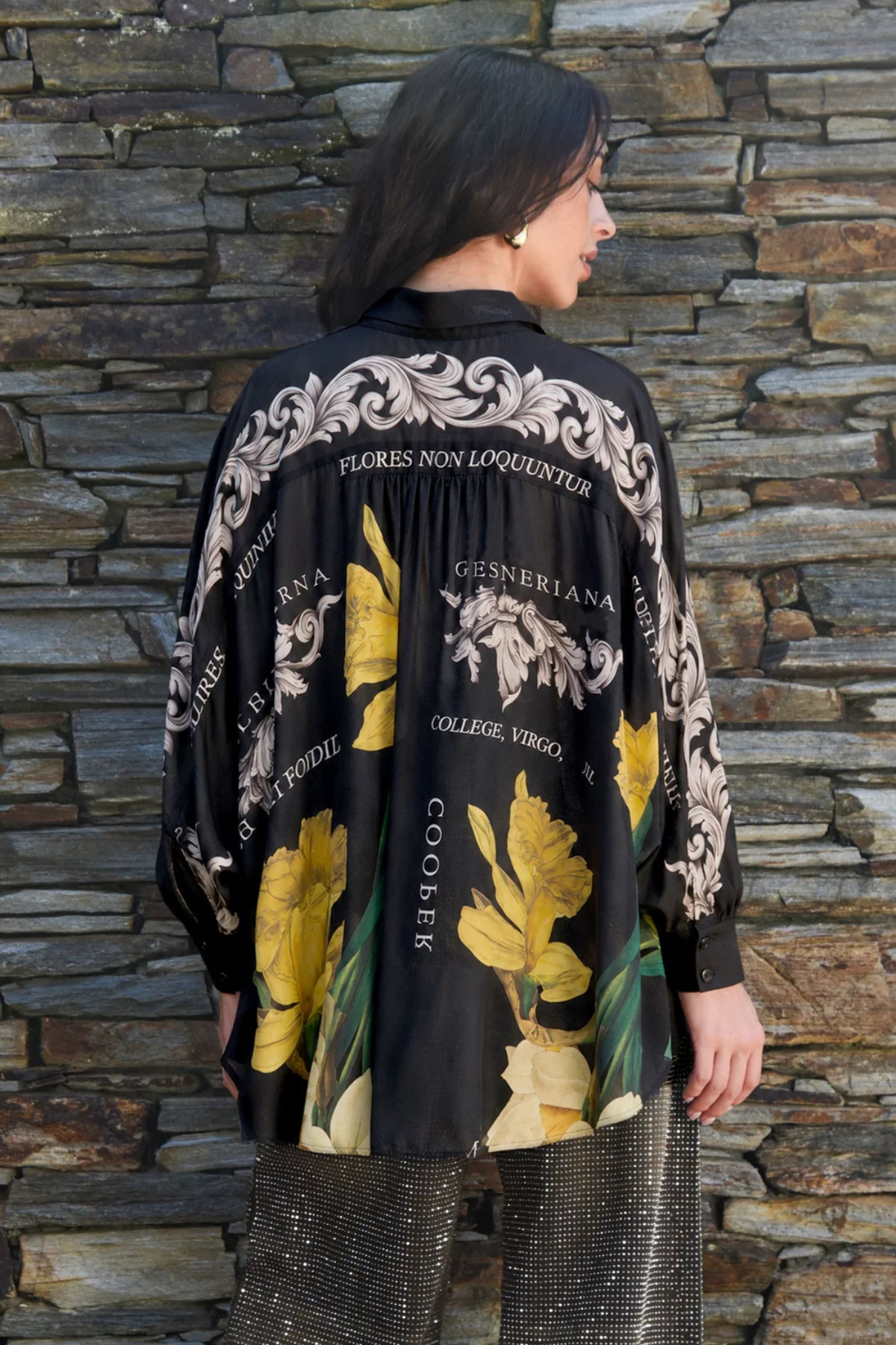 LIVING THE DREAM SHIRT LATIN PRINT