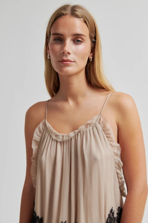 LYNDA FRILL DETAIL STRAP DRESS PLAZA TAUPE