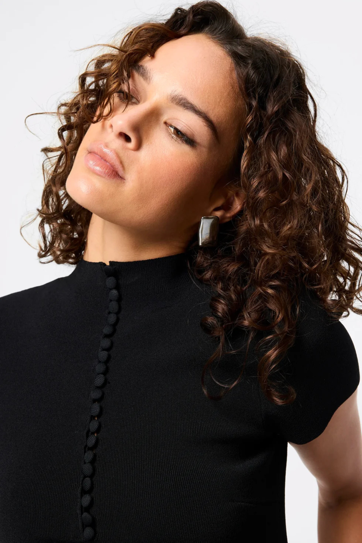 MAYFAIR SHORT SLEEVE TOP BLACK