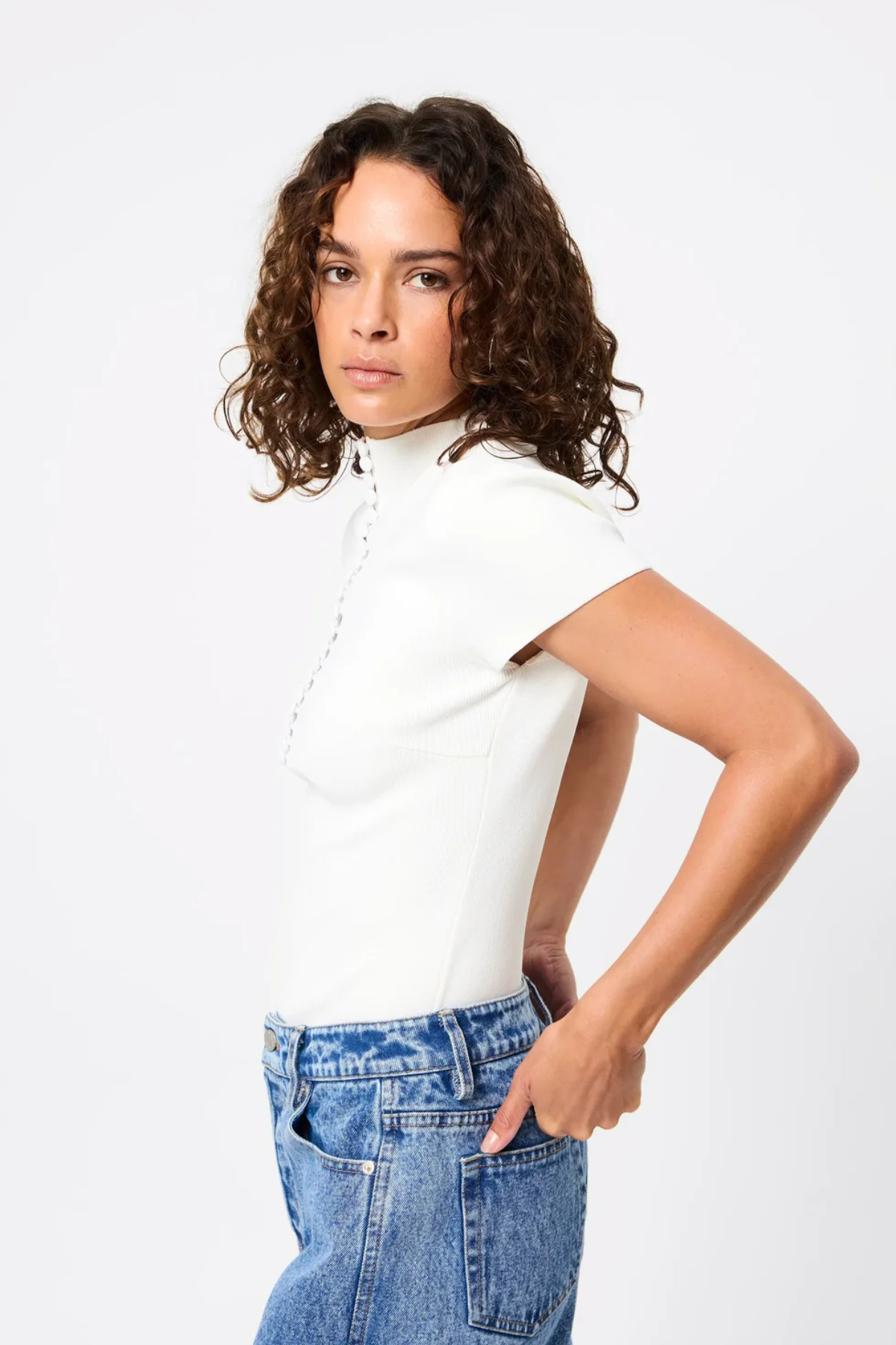 MAYFAIR SHORT SLEEVE TOP WHITE