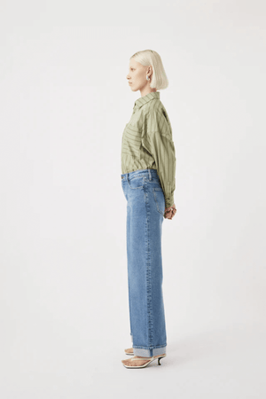 MIA CUFFED MID WIDE JEAN MERIDIAN MID BLUE