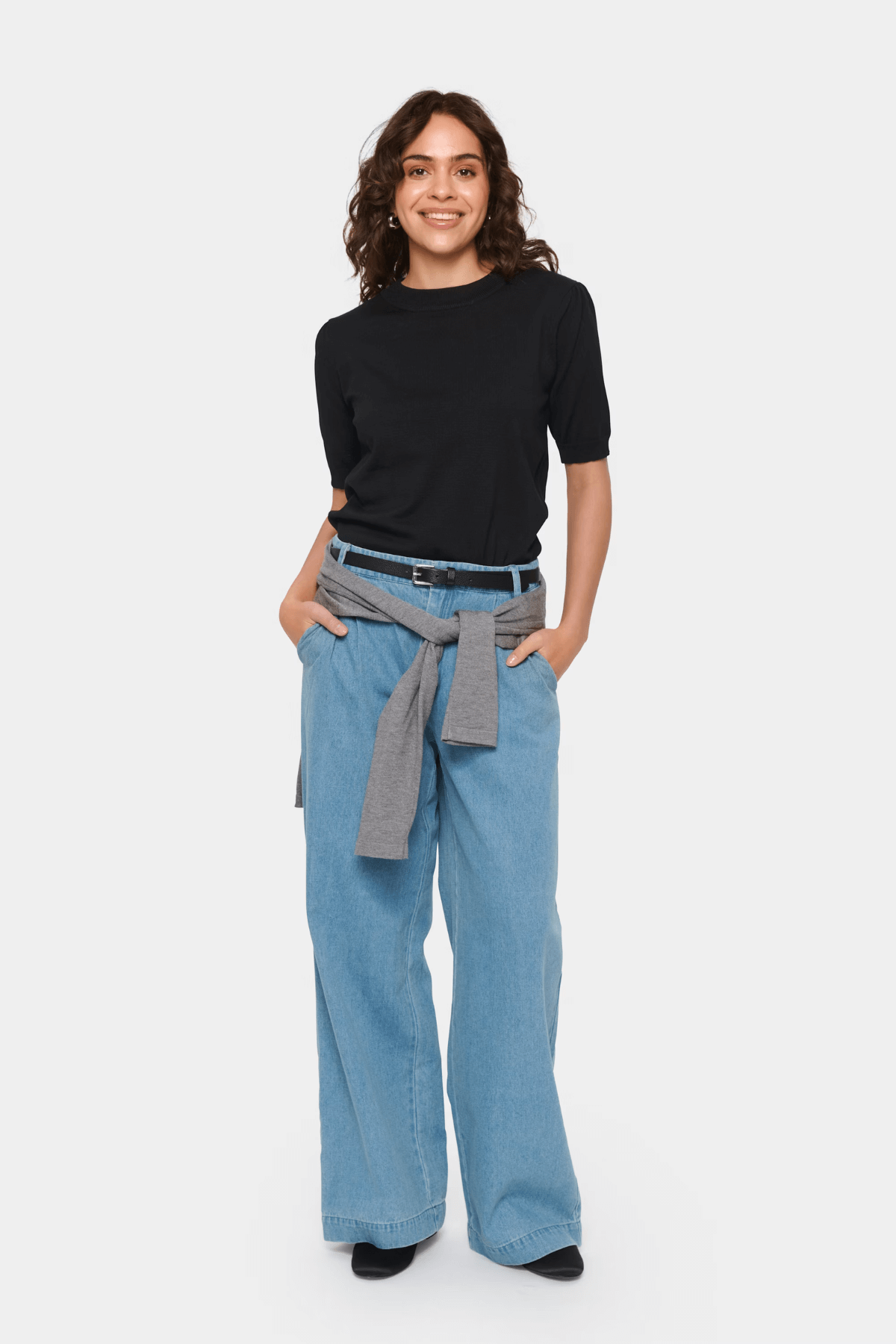 MILA SHORT SLEEVE PULLOVER BLACK