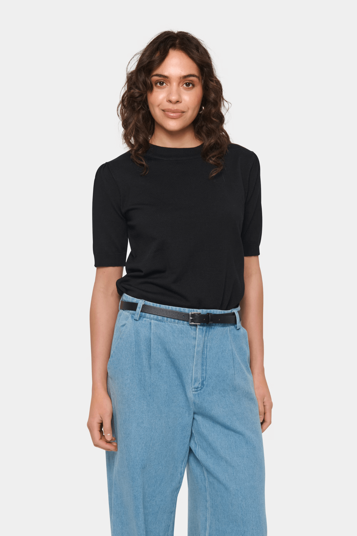 MILA SHORT SLEEVE PULLOVER BLACK