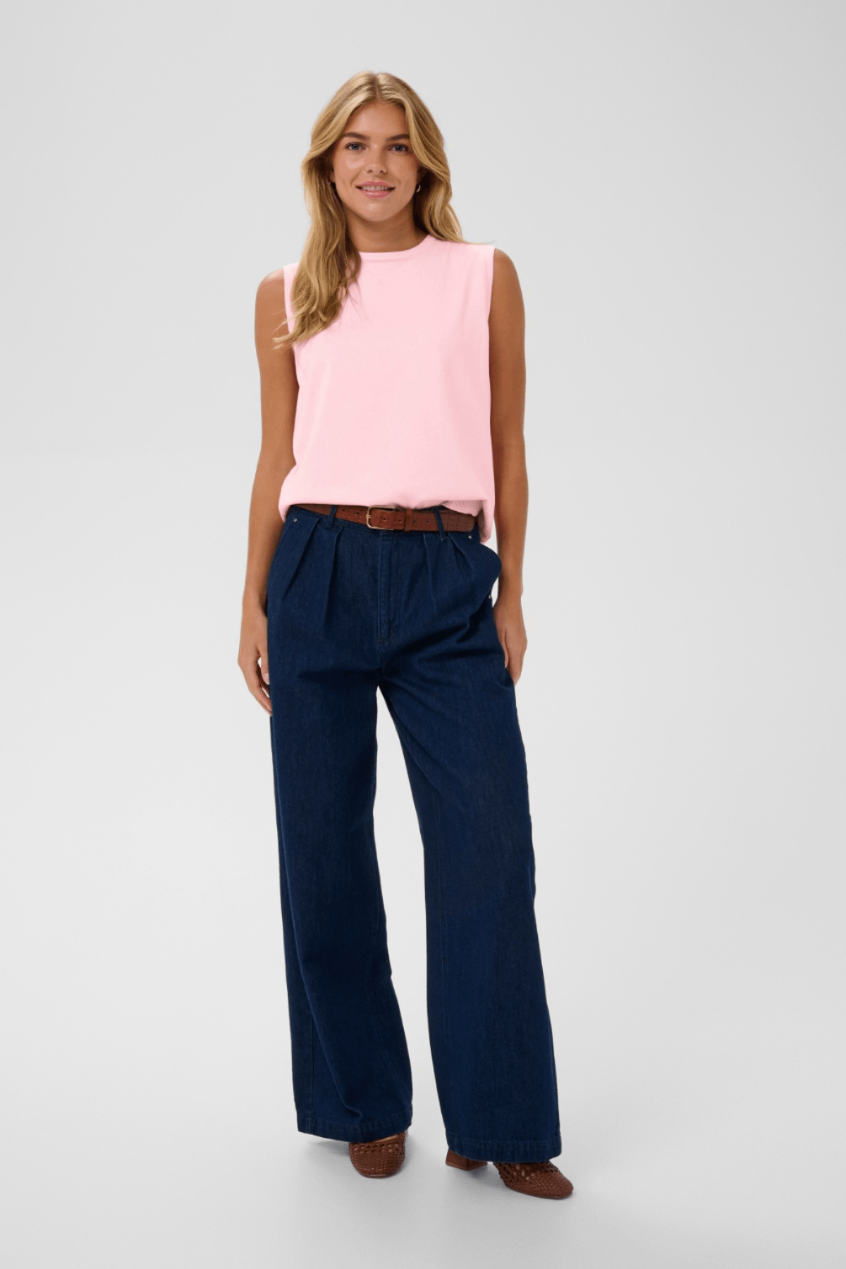 MILA VEST PINK-A-BOO