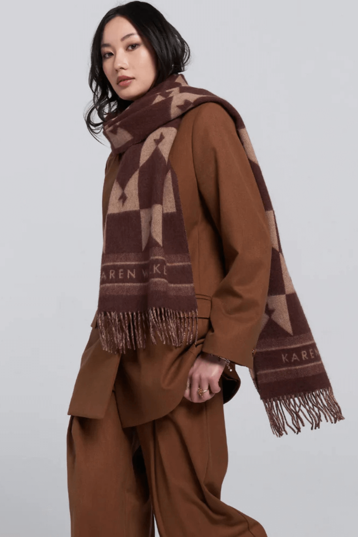 MONOGRAM JACQUARD SCARF MAHOGANY/TAN