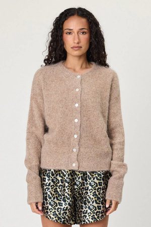 MORGAN CARDI LATTE
