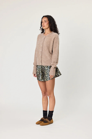 MORGAN CARDI LATTE