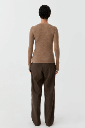 MORRI MERINO RIB ROUND NECK COFFEE